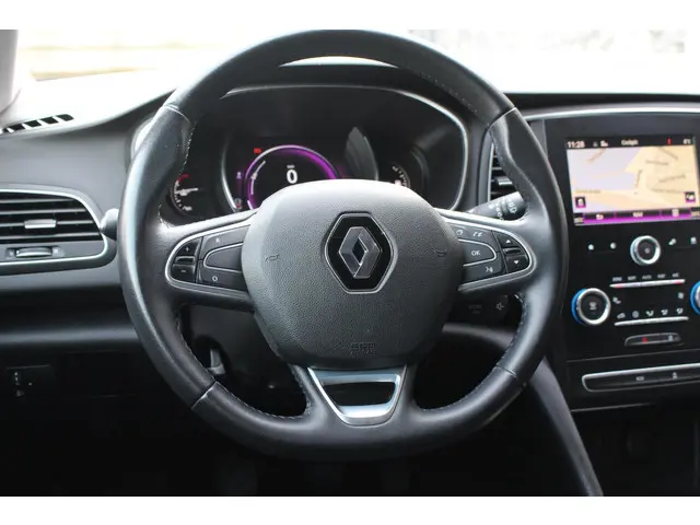 Renault Mégane Estate 1.2 TCe Limited 2018 Benzine 34