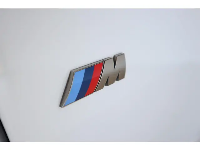 BMW i4 M50 2023 Elektrisch 27