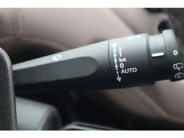 Peugeot 2008 1.6 VTi Féline 2013 Benzine 20