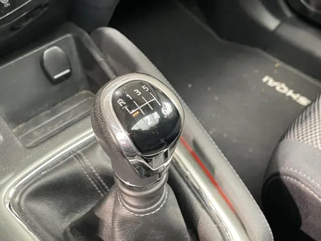 Nissan QASHQAI 1.2 N-Connecta 2017 Benzine 19