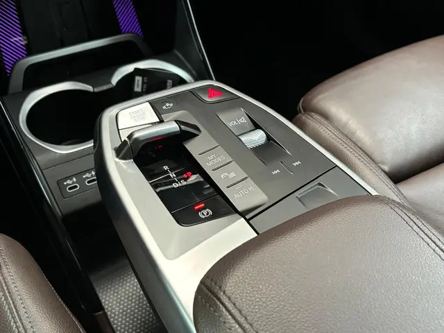 BMW X1 xDrive23i 2023 Benzine 29