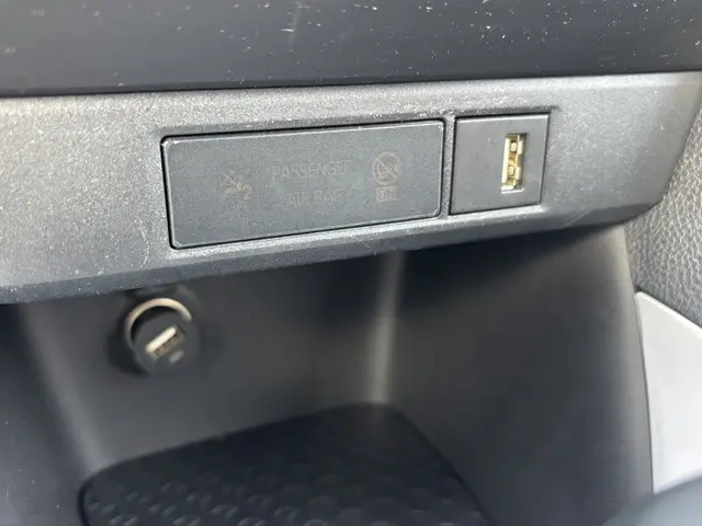 Toyota Yaris 1.5 Hybrid 2023 Hybride Benzine 25