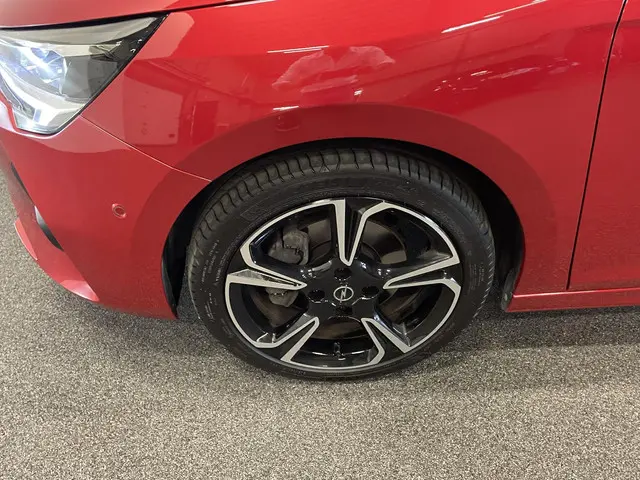 Opel Corsa 1.2 Turbo 100pk Elegance Sky 2023 Benzine 9