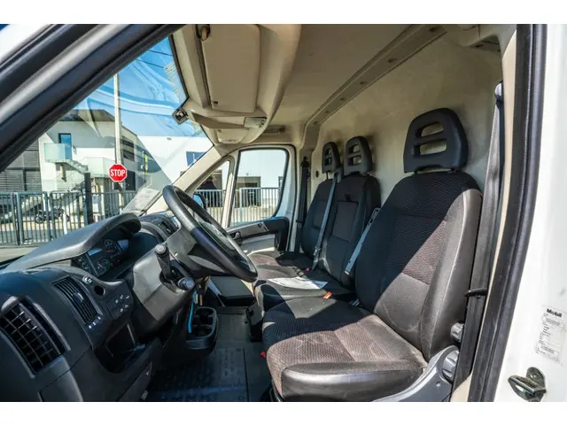Citroën Jumper 2.0 HDI 2018 Diesel 16