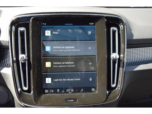 Volvo XC40 Recharge P8 AWD R-Design 2020 Elektrisch 32