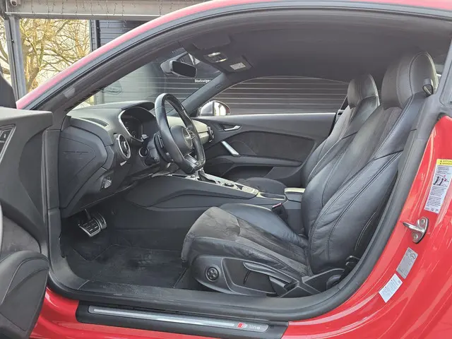 Audi TT 1.8 TFSI Pro Line S-line Sport 2016 Benzine 31