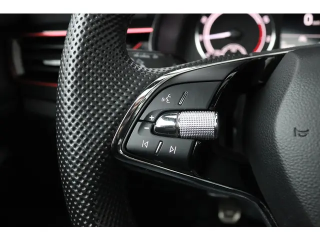 Škoda Scala 1.0 TSI 115pk Sport Business 2020 Benzine 28