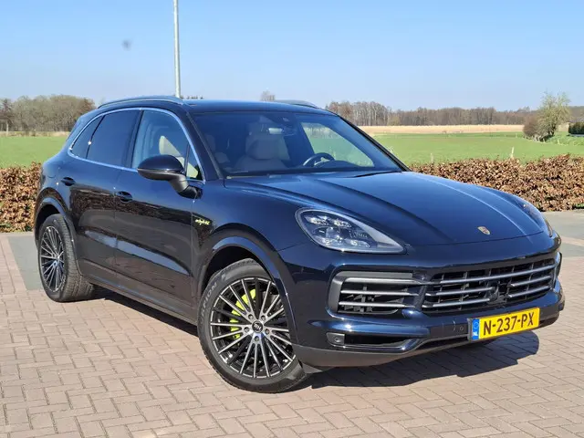 Porsche Cayenne 3.0 E-Hybrid 2018 Hybride Benzine 13