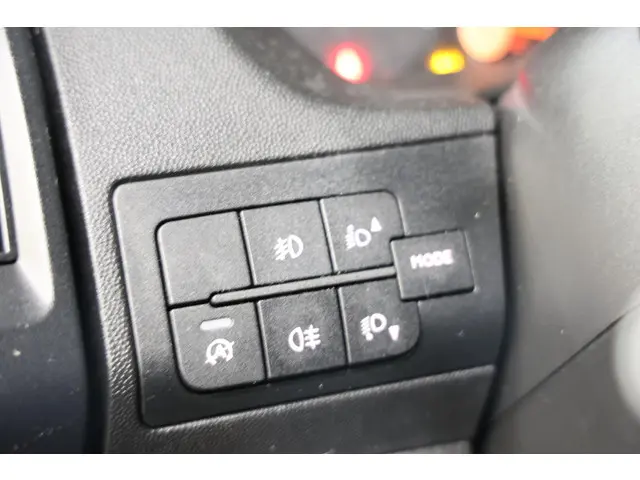 Peugeot Boxer 2.2 BlueHDi 140PK L4H3 2022 Diesel 12