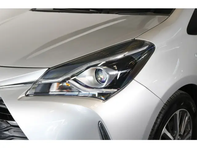 Toyota Yaris 1.5 Hybrid Y20 2019 Hybride Benzine 3