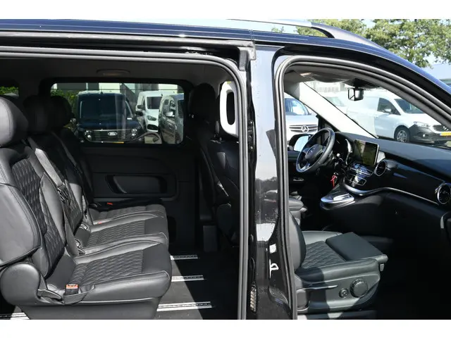 Mercedes-Benz V-Klasse 250d Lang DC 2023 Diesel 10