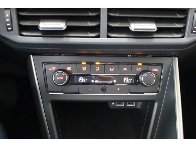 Volkswagen Polo 1.0 TSI Comfortline 2018 Benzine 19