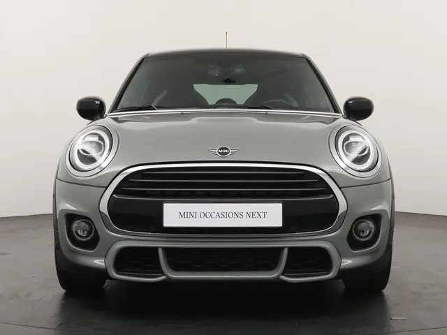 MINI 5-Deurs Cooper Dalston Edition 2021 Benzine 5