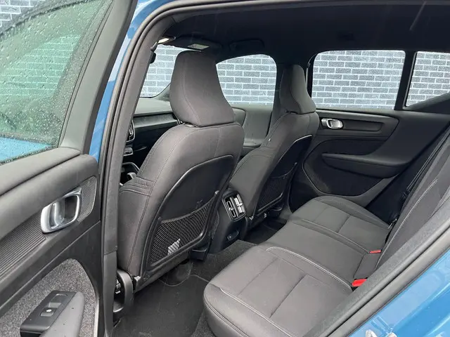Volvo XC40 Recharge Plus 70 kWh 2023 Elektrisch 7