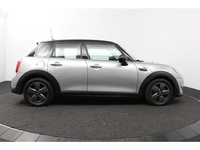 MINI Cooper 1.5 Classic 2023 Benzine 13