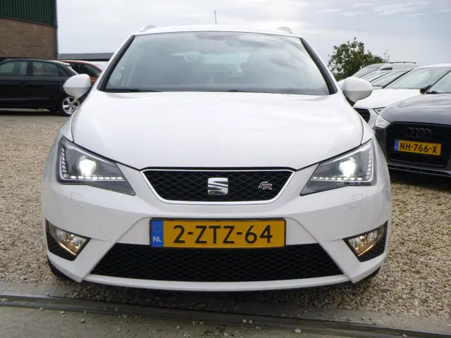 SEAT Ibiza ST 1.2 TSI FR Dynamic 2015 Benzine 2