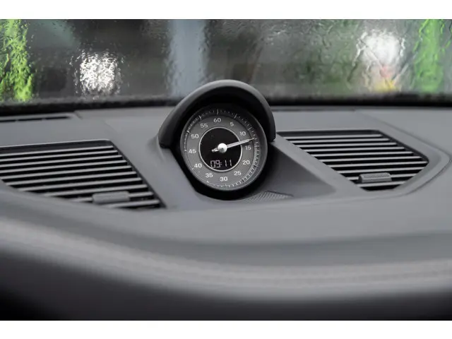 Porsche 911 3.8 Turbo 2021 Benzine 23