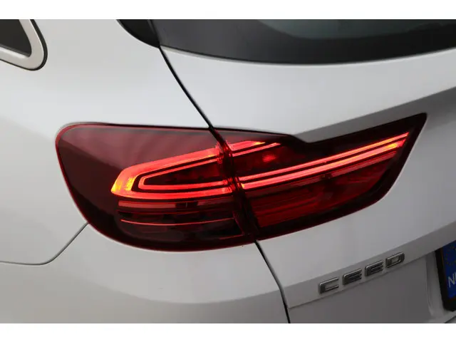 Kia Ceed Sportswagon 1.0 T-GDi DynamicLine 2020 Benzine 25