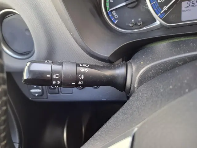 Toyota Yaris 1.5 Hybrid 2017 Hybride Benzine 16