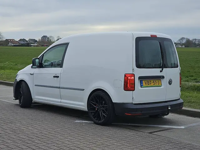 Volkswagen Caddy 2.0 2019 Diesel 6