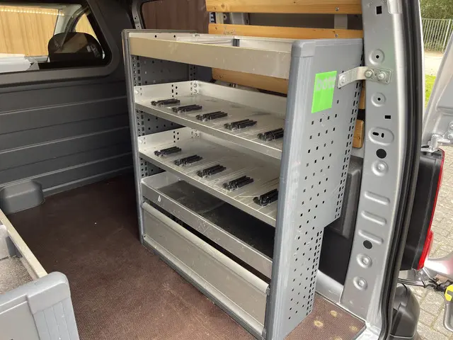 Peugeot Partner 1.6 BlueHDi 75 L1 Premium 2017 Diesel 11