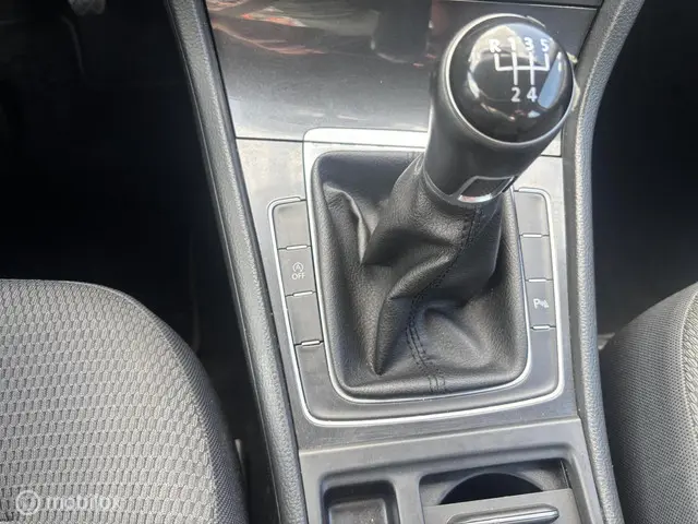 Volkswagen Golf 1.0 TSI Trendline 2018 Benzine 14