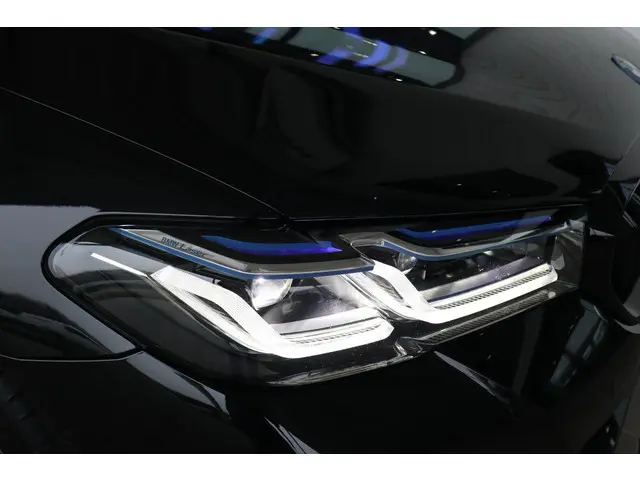 BMW 5 Serie Touring 530e xDrive 2024 Hybride Benzine 10