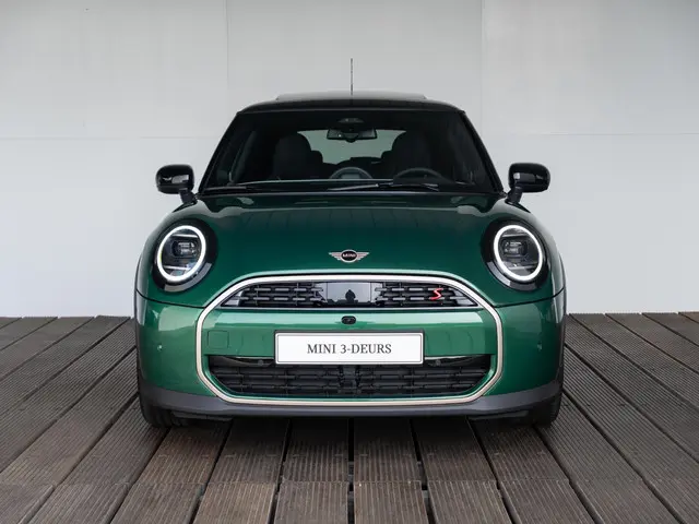 MINI 3-Deurs Cooper S 2025 Benzine 3