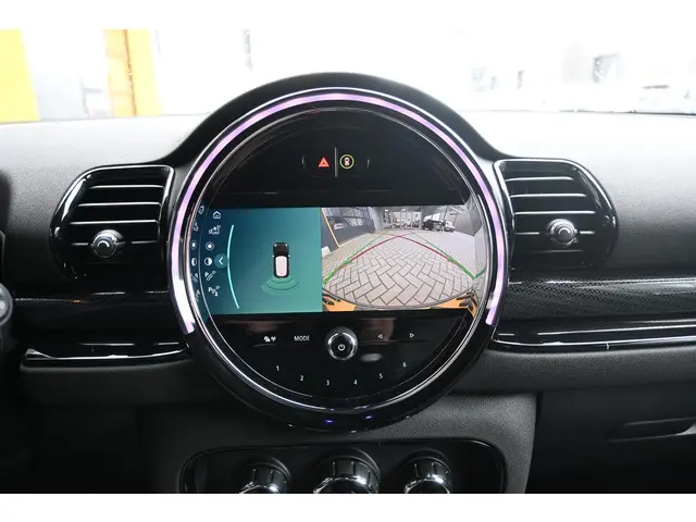 MINI Clubman Mini 1.5 Cooper MINI Yours 2022 Benzine 18