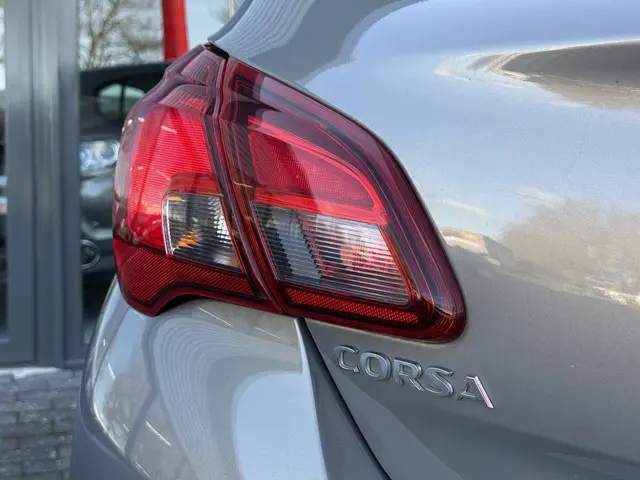 Opel Corsa 1.4 Edition 2015 Benzine 18