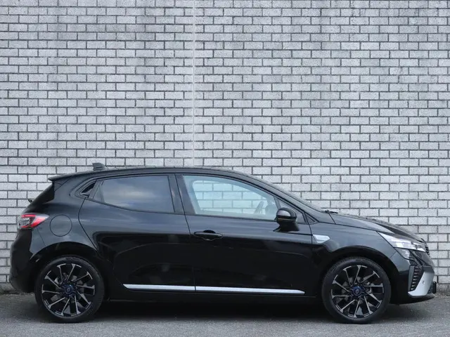 Renault Clio 1.0 TCe 90 GPF Esprit Alpine 2023 Benzine 16