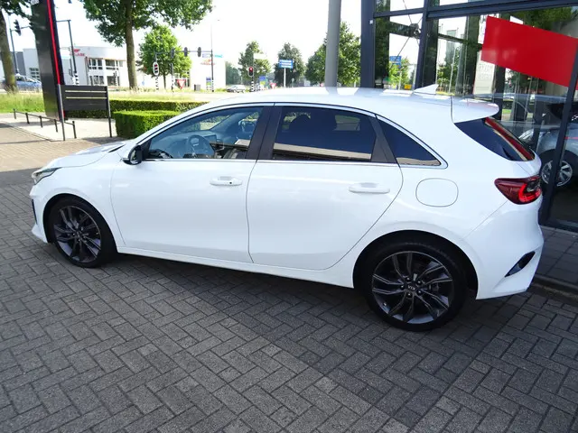 Kia Ceed 1.0 T-GDi DynamicPlusLine 120 PK 2019 Benzine 7