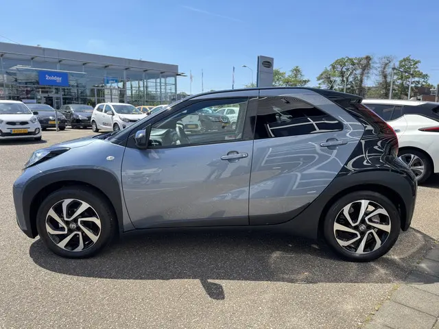 Toyota Aygo X Automaat 1.0 VVT-i S-CVT Pulse 2024 Benzine 4