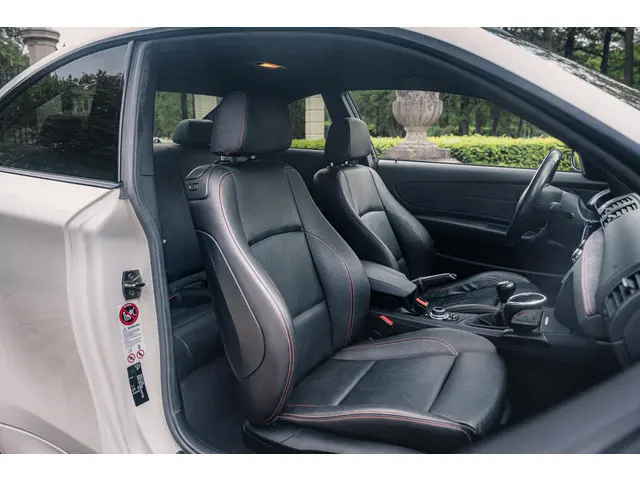 BMW 1 Serie Coupe 3.0i M 2012 Benzine 15