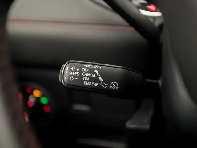 SEAT Ibiza 1.0 TSI FR Intense Sport 2018 Benzine 24