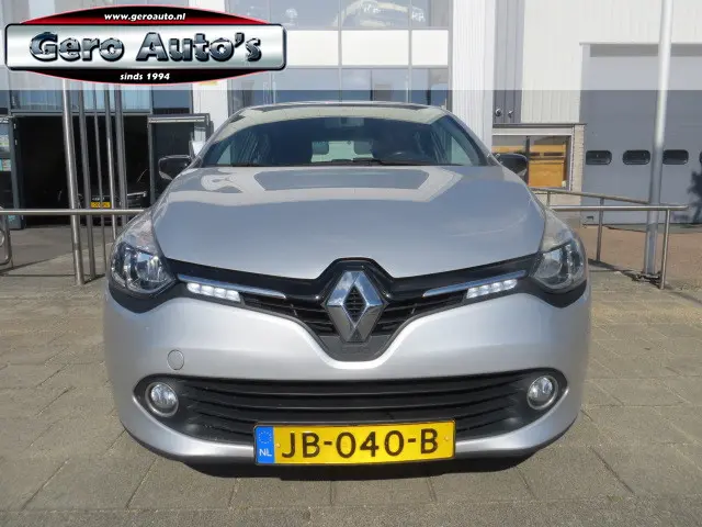 Renault Clio 0.9 TCe Expression l.schade 2016 Benzine 12