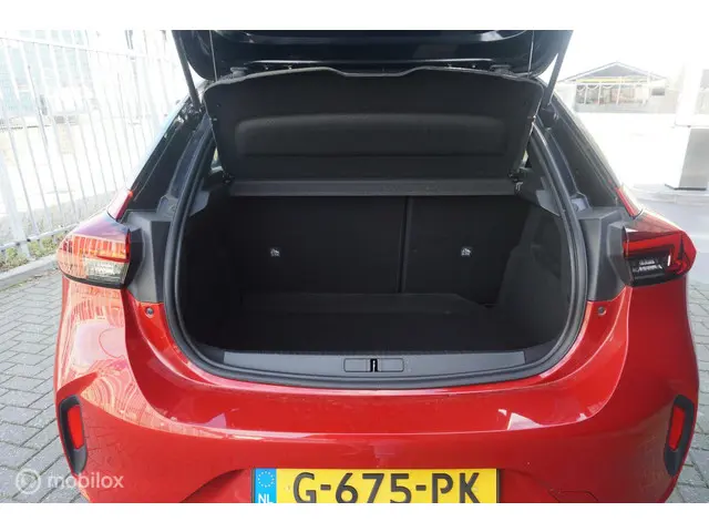 Opel Corsa 1.2 GS Line ( WEINIG KM! ) 2019 Benzine 18
