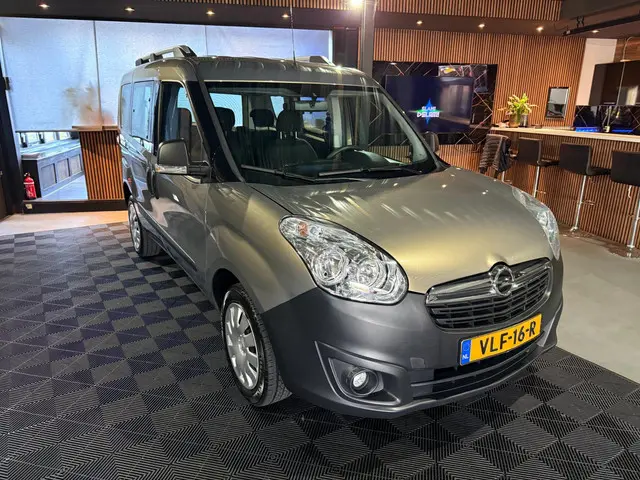 Opel Combo 1.4 L1H2 ecoFLEX Edition 2018 Benzine 21