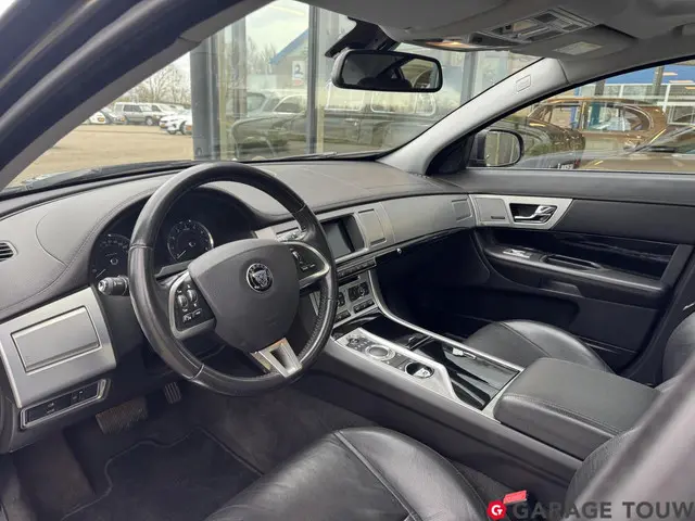 Jaguar XF 3.0 V6 SC 340PK 2014 Benzine 11