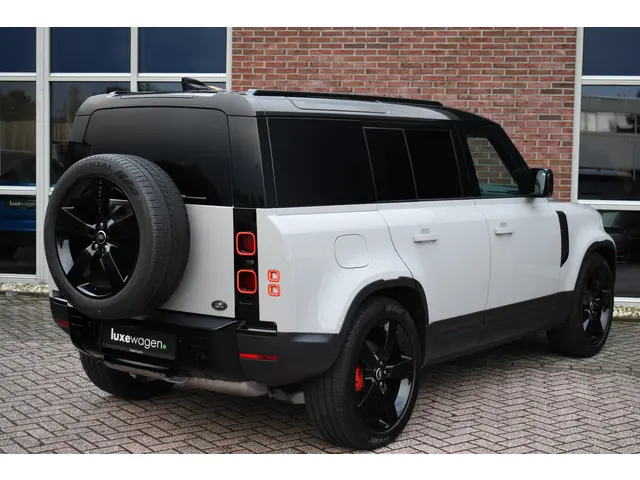Land Rover Defender 110 3.0 D250 2023 Diesel 70