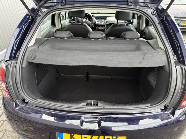 Citroën C3 1.2 PureTech Selection 2016 Benzine 17