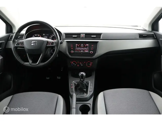 SEAT Ibiza 1.0 TSI FR Business Intense 2017 Benzine 18