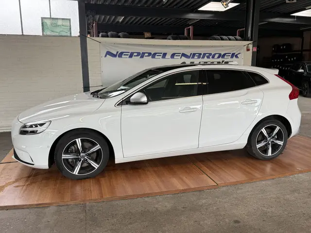 Volvo V40 2