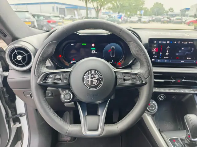 Alfa Romeo Tonale 1.5T Hybrid Ti 2023 Hybride Benzine 11
