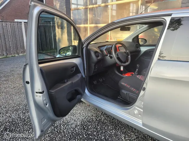 Citroën C1 1.0 e-VTi Shine | AIRCO | CABRIO | APK | 2014 Benzine 21