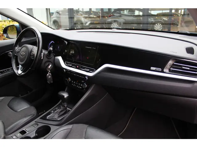 Kia Niro 1.6 GDi Hybrid DynamicLine 2021 Hybride Benzine 6