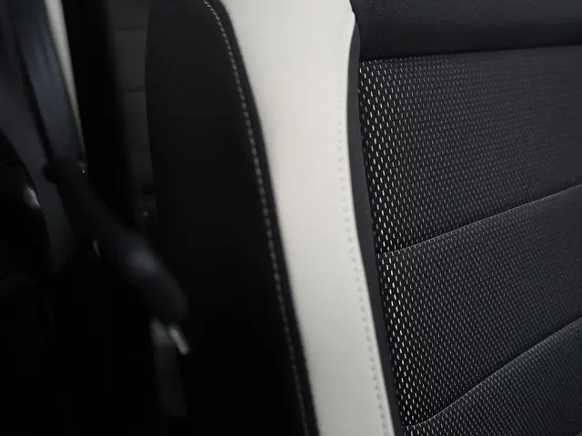 Volkswagen T-Roc 1.5 TSI R-line+ Aut- 2019 Benzine 25