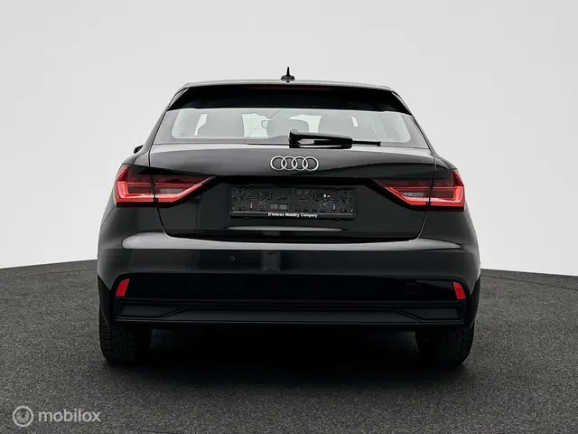 Audi A1 1.0 TFSI Attraction 2021 Benzine 5