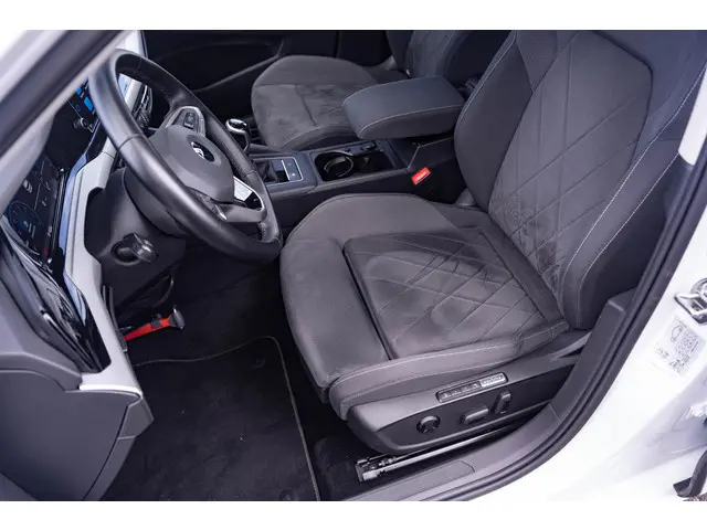 Volkswagen Golf 1.0 TSI Life 2020 Benzine 27