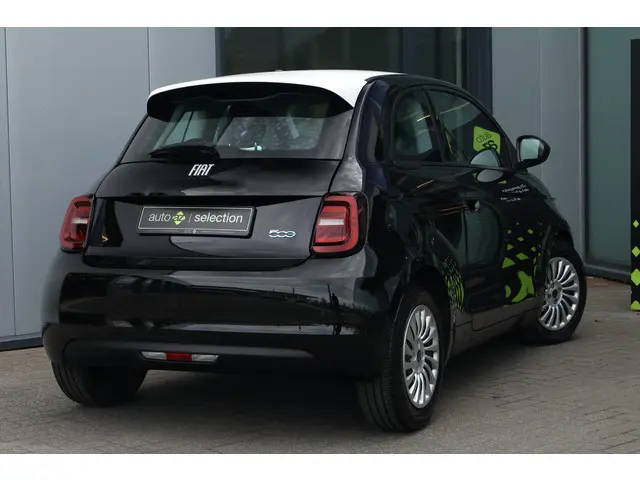 Fiat 500e 2